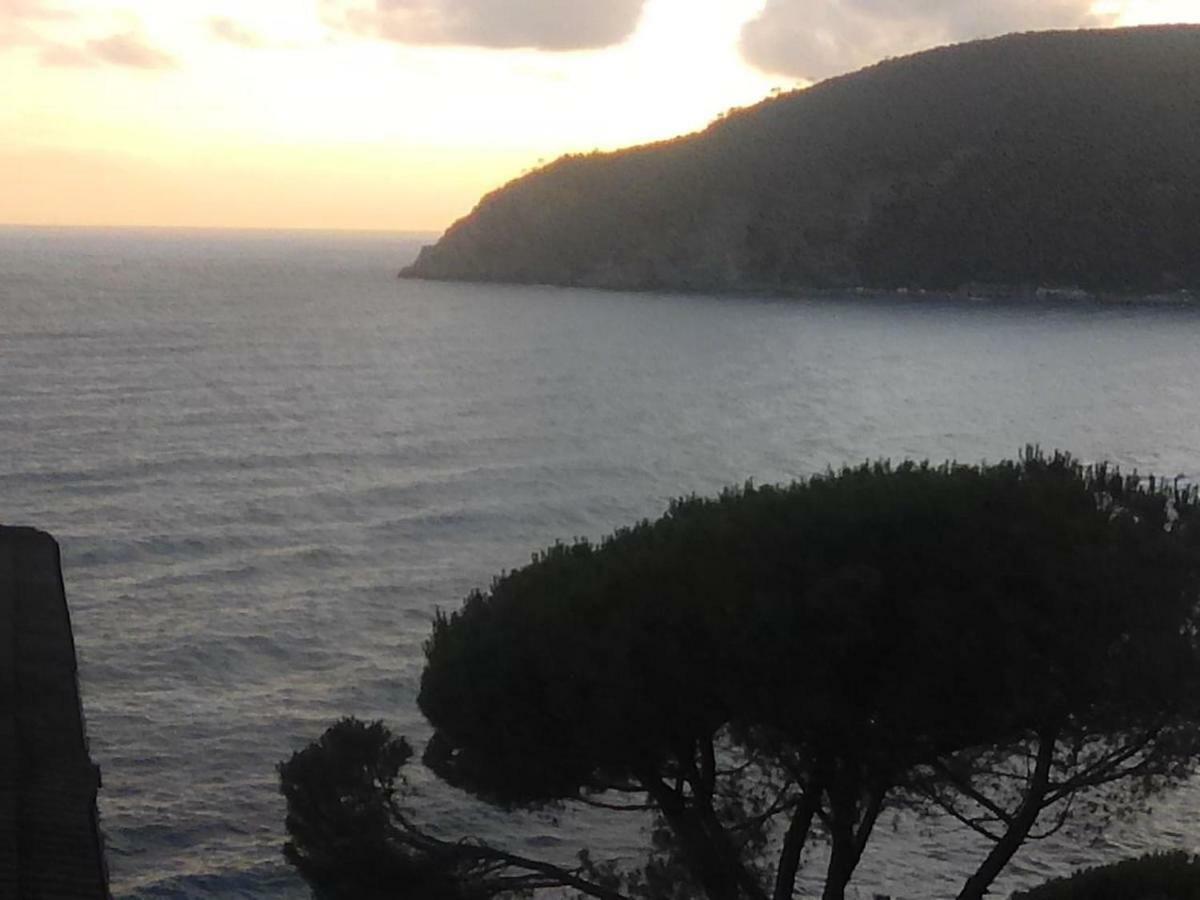 Un Gioiello Con Vista Mare Villa Moneglia Eksteriør billede